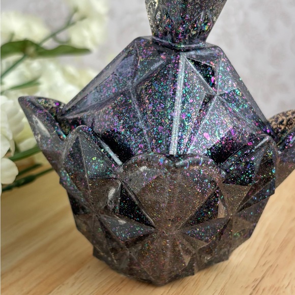 Sparkly Resin Candy Dish - Picture 7 of 7